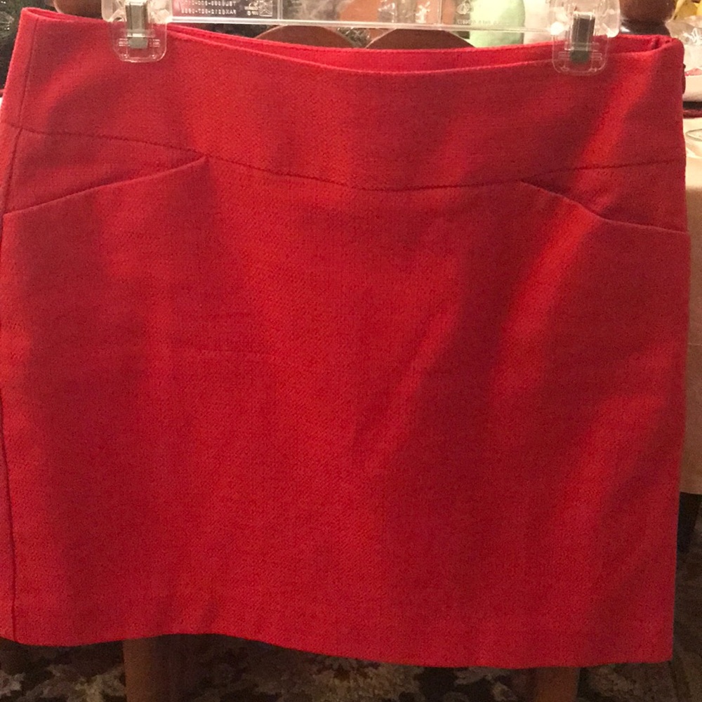 Red mini skirt with pockets